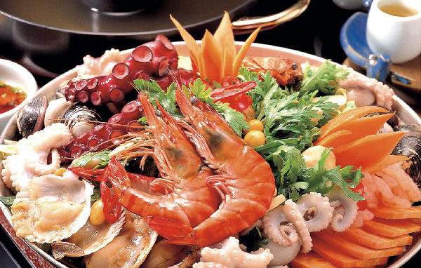 美味的海鲜火锅怎么做?海鲜火锅制作方法
